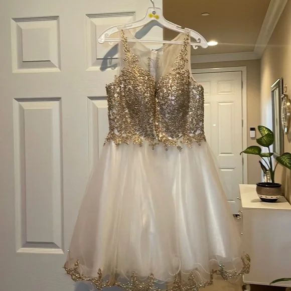 Dresses | White And Gold Damas Dress I Have 2 And In A Size Large | Poshmark